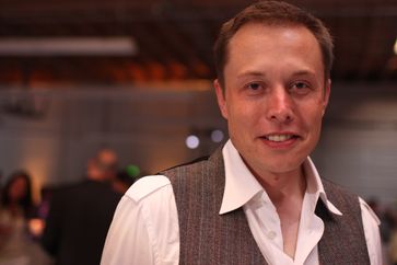 Elon Musk (2008)