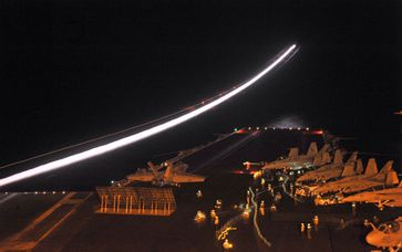 Bild: U.S. Navy / Mass Communication Specialist 3rd Class Jared M. King