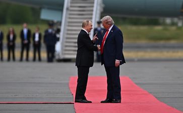Donald J. Trump und Wladimir Putin (2025)