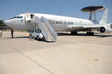 AWACS auf dem Flugfeld