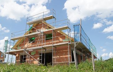 Jede Sekunde werden in Deutschland rund 11m² Boden mit Beton oder Teer versiegelt - Ein Spiel gegen die Natur und damit gegen den Menschen.