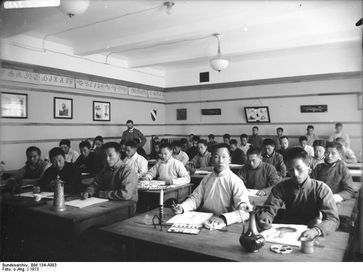 Studenten der Deutsch-Chinesischen Hochschule in Tsingtau, 1913