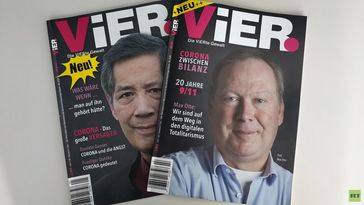 Die ersten beiden Hefte des neuen Magazins ViER.