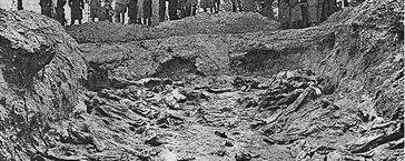 Leichen in Massengrab bei Katyn. Bild: dts Nachrichtenagentur