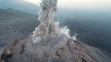 Bilder vom Überflug über den Vulkan Santa Maria in Guatemala.
Quelle: Zorn et al. 2020 (idw)