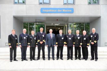 Befehlshaber der Flotten der Ostseeanrainerstaaten und Oberbürgermeister der Stadt Rostock zur Eröffnung der "Baltic Commanders Conference".