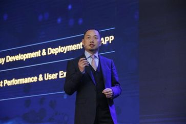 Huawei: Einflößen von Intelligenz in "Neuronen" von Unternehmen via digitale Plattforme