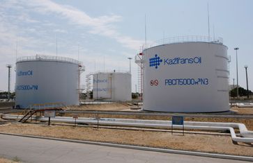 Kaztransoil-Ölpumpstation in Aktau Bild: Alexei Babuschkin / Sputnik