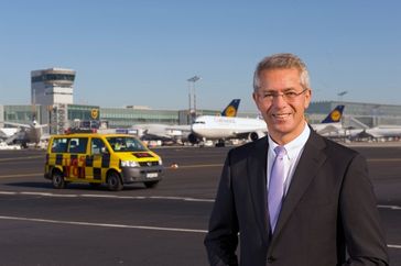 Dr. Stefan Schulte Bild: "/Fraport AG"