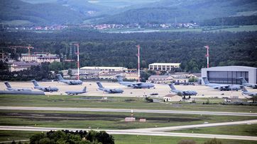 Der US-Luftwaffenstützpunkt in Ramstein gilt als Dreh- und Angelkreuz des US-Militärs - Auch für deren Drohnen.