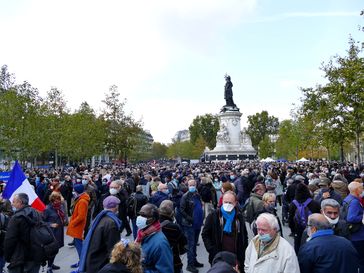 Gedenkveranstaltung am 18. Oktober 2020 auf der Place de la République in Paris