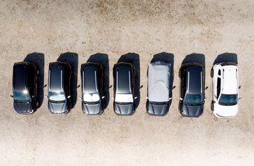 ADAC vergleicht sieben Fahrzeuge mit unterschiedlichen Sonnenschutzmaßnahmen Bild: ADAC Fotograf: ©ADAC/Test und Technik