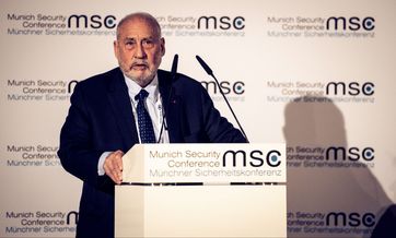 Joseph Eugene „Joe“ Stiglitz (2020), Archivbild