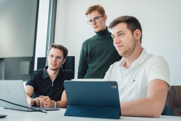 Fabio Moretti, Alexander Knechtl und Florian Gerstner  (2025) Bild: LearningSuite GmbH Fotograf: LearningSuite GmbH