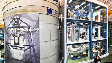 XENON1T im LNGS: rechts das Gebäude, das die Xenon-Aufbereitung sowie die Experimentsteuerung und Datenerfassung beherbergt, links der große Wassertank, in dessen Mitte der Detektor installiert ist. Quelle: XENON Collaboration (idw)