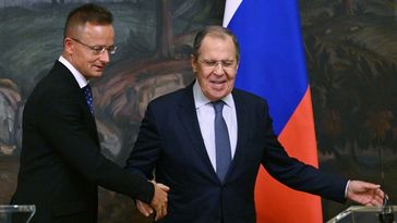 Der russische Außenminister Sergei Lawrow und der ungarische Außenminister Péter Szijjártó bei einer Pressekonferenz nach ihrem Treffen in Moskau, 21. Juli 2022.