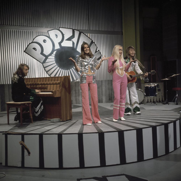 „Björn & Benny, Agnetha & Anni-Frid“ bei einem Auftritt mit Ring Ring, 1973