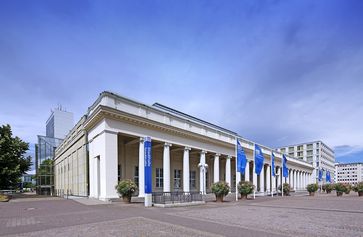 Die Karlsruher Stadthalle ist Teil des innerstädtischen Kongresszentrums. Bild: "obs/Karlsruher Messe- und Kongress-GmbH/Onuk"