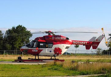 Hubschrauber der DRF-Luftrettung des Typs BK 117 Christoph Europa 5, Standort Niebüll