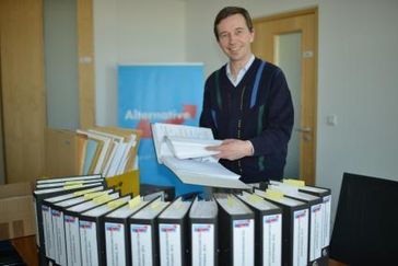 Bernd Lucke in der AfD Bundesgeschäftsstelle. Bild: "obs/Alternative für Deutschland (AfD)/BGSt"