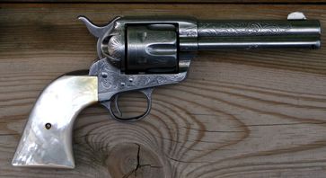 Colt Model 1873 Single Action, Werksgravur 1893 von Cuno Helfricht (Symbolbild)