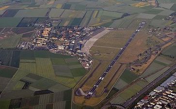 Flugplatz Wiesbaden-Erbenheim Bild: Magnus Manske / de.wikipedia.org