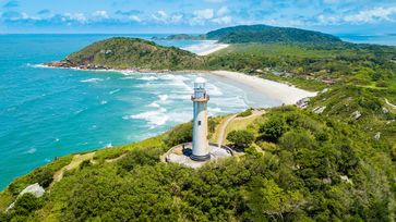 Ilha do Mel und Conchas Leuchtturm. Foto von Shutterstock - Viagens e Caminhos