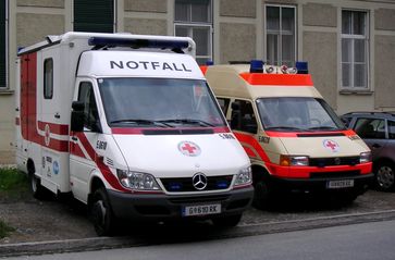 Rettungswagen und Notfallkrankenwagen