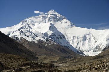 Mount Everest: Die Nordseite vom Weg zum Basislager aus gesehen.