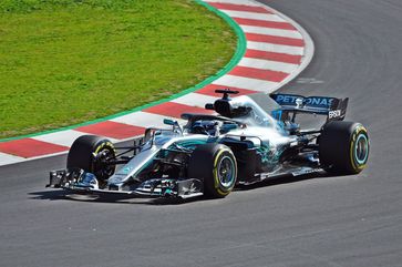 Mercedes W09