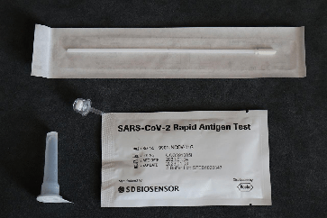 Der Schnelltest mit den giftigen Substanzen von Roche