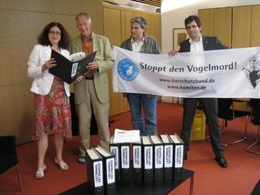Bild: obs/Komitee gegen den Vogelmord e.V. / Deutscher Tierschutzbund e.V.