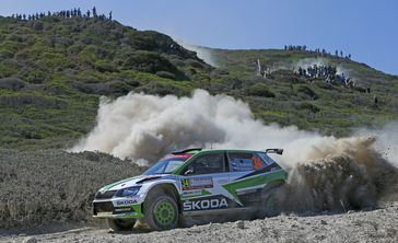 Rallye Italien Sardinien: SKODA Piloten Kopecký und Veiby kämpfen auf der Mittelmeerinsel um WRC 2-Sieg / Bild: "obs/Skoda Auto Deutschland GmbH/Matt Jelonek"