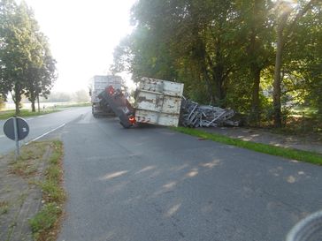 LKW Unfall Bild: Polizei