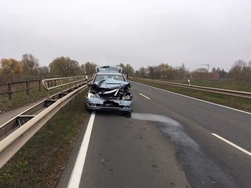 Der stark beschädigte Pkw der 58-Jährigen.