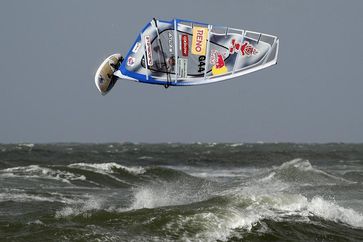Windsurf-Weltmeister Philip Köster Bild: 9pm media