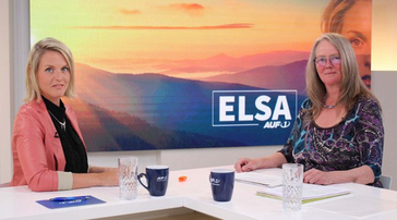 Elsa Mittmannsgruber (l) und Frauenärztin Dr. Leist (2022)