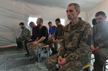 Gefangene ukrainische Soldaten in einem Lager bei Charkow Bild: RIA Novosti / Sputnik