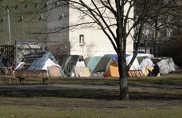 Obdachlosen-Zeltstätte in Berlin (2022)