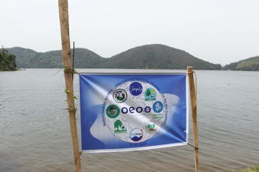 Auch die Gewässer und Ufer des Lake Ruhondo in Ruanda wurden durch die Nil-Koalition und ihre Verbündeten gereinigt. Bild: One Earth - One Ocean Fotograf: Red Rocks Initiative