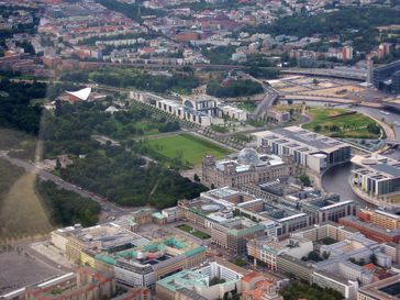 Bundeskanzleramt in Berlin aus der Luft