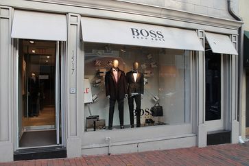 Hugo Boss Bild:  Elvert Barnes, on Flickr CC BY-SA 2.0