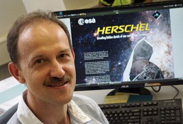 Prof. Dr. Alexander Krivov von der Universität Jena hat mithilfe des Herschel-Weltraumteleskops sechs ultra-kalte Trümmerscheiben entdeckt. Bild: Jan-Peter Kasper/FSU