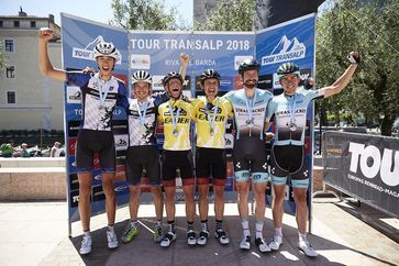 Die Top-3 der TOUR Transalp: Spoegler, Markolf, Michels, Glorieux, Vrecko und Kessler