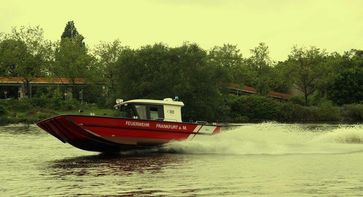 Symbolbild: Rettungsschnellboot der Feuerwehr Frankfurt
