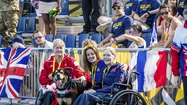 Christine Gauthier (l.) bei den Invictus Games in Orlando (2016), Archivbild Bild: www.globallookpress.com / Vicki DiAddezio