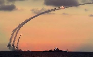 Seeschlacht, Raketenangriff (Symbolbild)