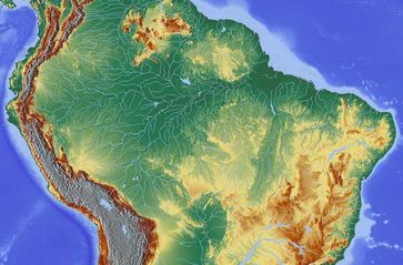 Flussverlauf des Amazonas. Bild: Hans Braxmeier at de.wikipedia