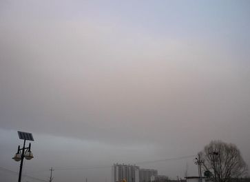 Staubereignis am 15.03.2009 in Wuqing bei Beijing/Peking. An Tagen wie diesen ist der Staub am Himmel direkt zu sehen.
Quelle: Foto: Bettina Nekat/TROPOS (idw)
