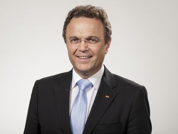 Hans-Peter Friedrich (2012)